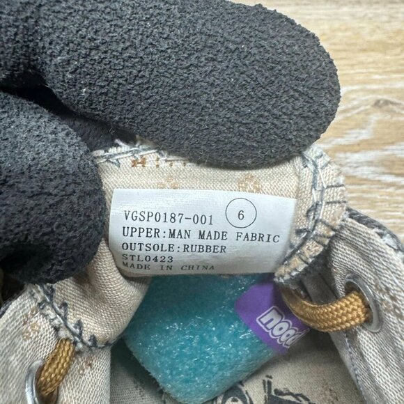 Very G Driana Gray Canvas Sneaker Women's Size 6 - Picture 5 of 6